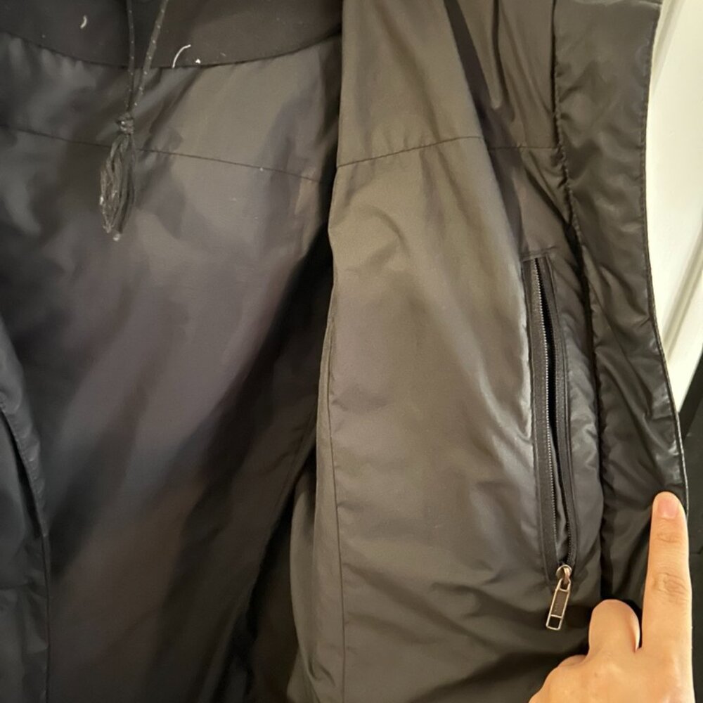 Patagonia Black Down Puffer Parka Women's Size Small - Picture 6 of 14